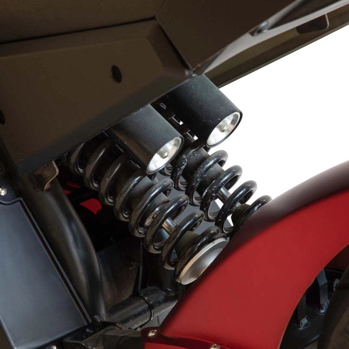 Madat Hinterer Federbein für Madat Cobra 49E und Cobra S3 49E E Scooter E Roller E Scooter Ersatzteile