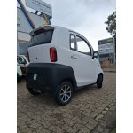 Madat A01 – Elektro-Microauto Weiß mit 80 Ah Lithium-Eisenphosphat-Akku (LiFePO₄), 45 km/h oder 25 km/h