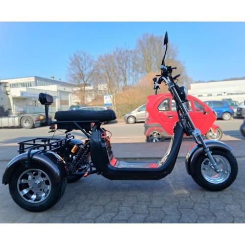 Madat CP-3 Elektro-Dreirad – E-Scooter & Chopper, 45 km/h (25 km/h option) 40 Ah Akku, 60–90 km Reichweite, mit 2 Akkus, Braun