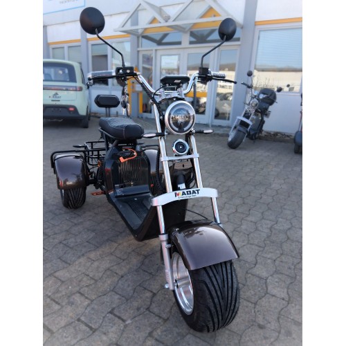 Madat CP-3 Elektroroller Zweisitzer – Dreirad, 45 km/h (25 km/h Option), 20 Ah Akku, 40 km Reichweite, Braun