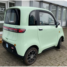 Madat A05 – Grüner E-Kabinenroller mit 100 Ah Lithium-Eisenphosphat-Akku (LiFePO₄), 25 km/h