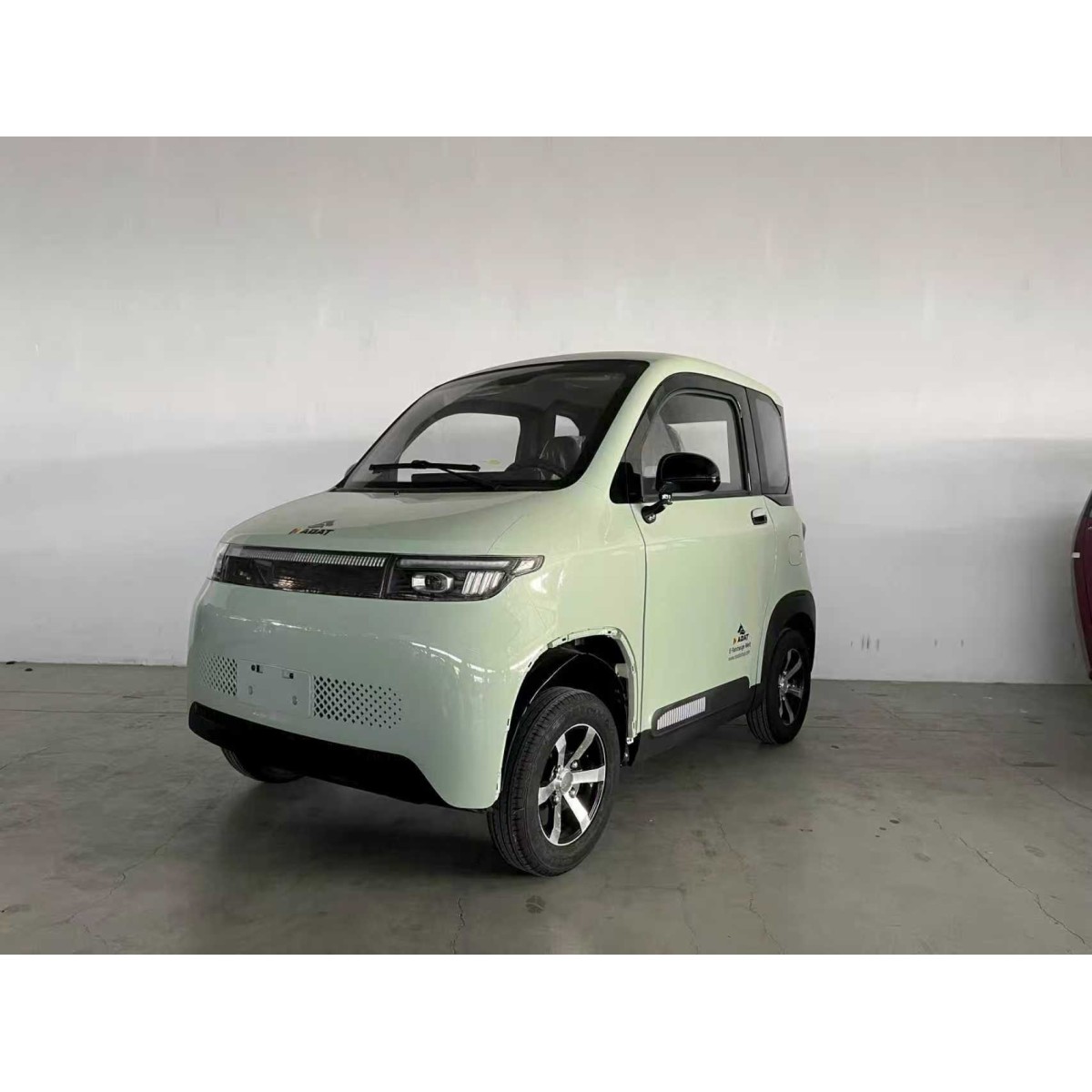 Madat B05 – E-Microauto Grün mit 150 Ah LiFePO₄-Eisenphosphat-Akku – 45 km/h oder 25 km/h