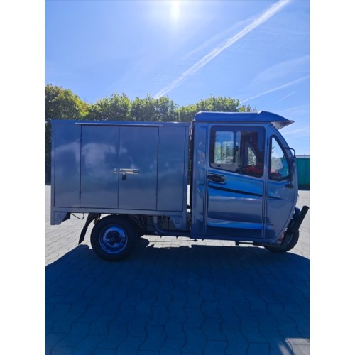Madat E Cargo Pro  E-Dreirad E Kabinenroller  mit geschlossene Ladefläche Grau