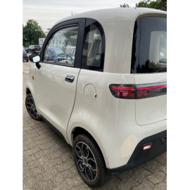 Madat A05 – Beiger E-Kabinenroller mit 100 Ah Lithium-Eisenphosphat-Akku (LiFePO₄), 25 km/h